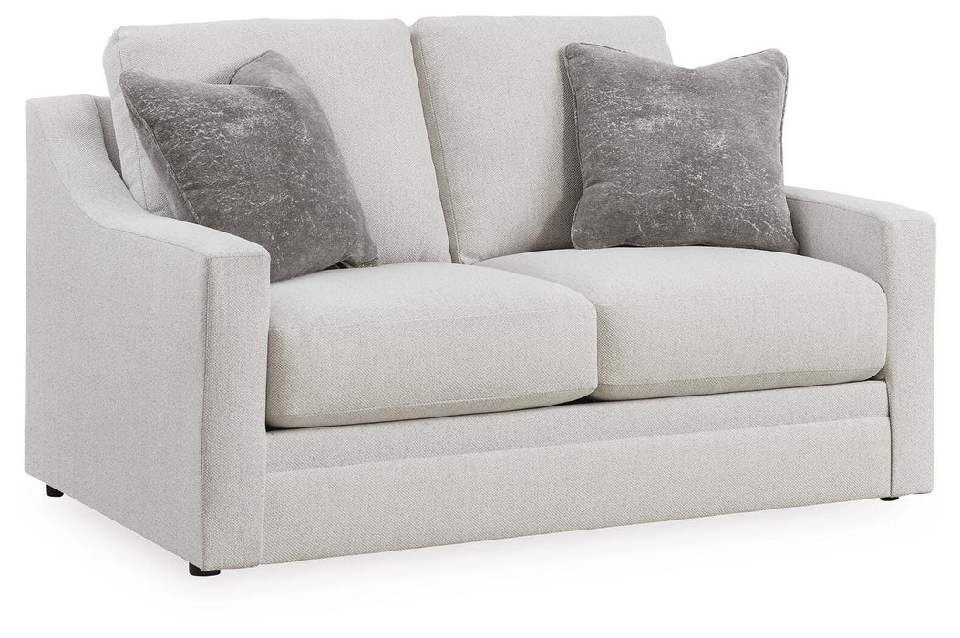 Maitelynn Loveseat image