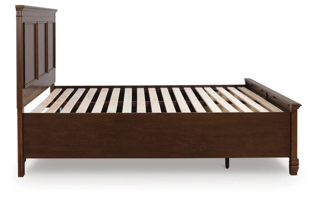 Danabrin Panel Storage Bed