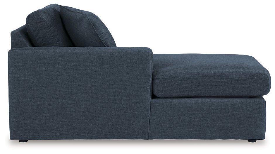 Modmax Sectional with Chaise