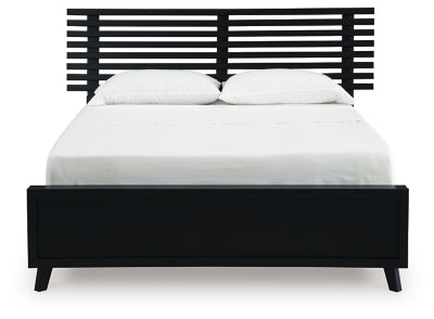 Danziar Slat Bed